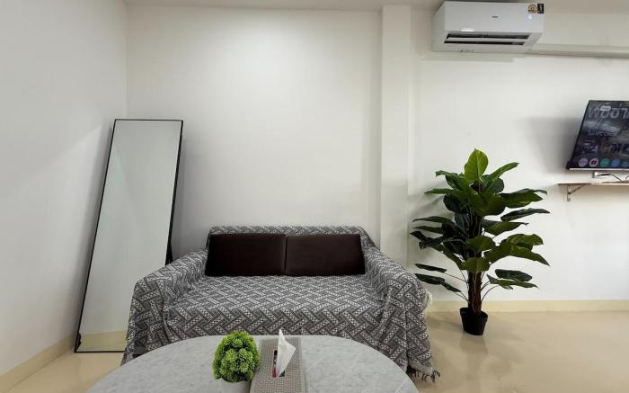 S hostel 302 sukhumvit48 near Phrakanong BTS