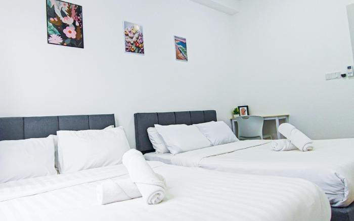 Peaceful Luxury at Tresor Klang by HCK