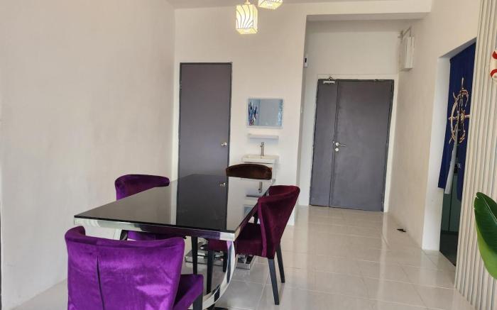 Sterling Haven 618 • The Nautical Stay • 10 Pax