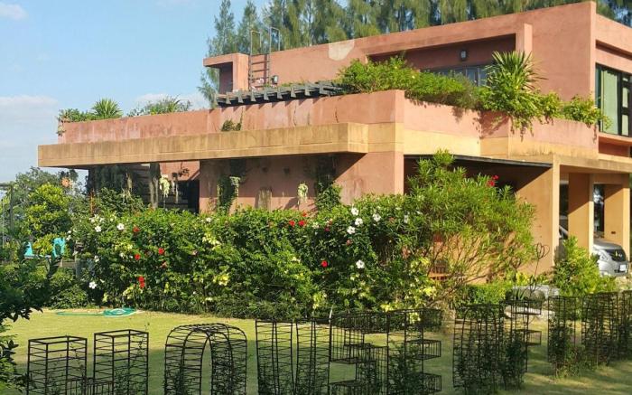 Private 2 bedrooms villa for family. "Modern love"