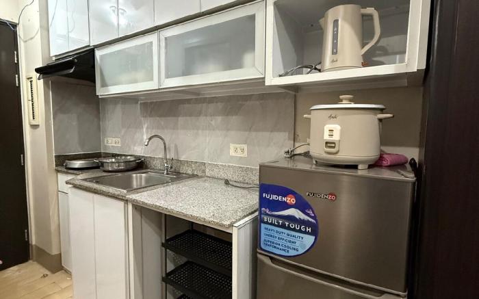 Sweet Stay at Acacia Gray