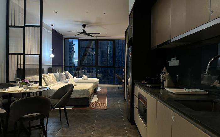 Scarletz Suites KLCC Studio | Clean, Cozy, Central