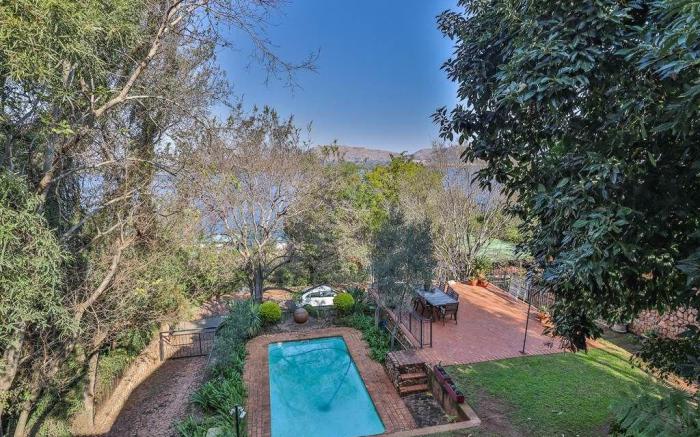 100 on Simon Bekker Kosmos