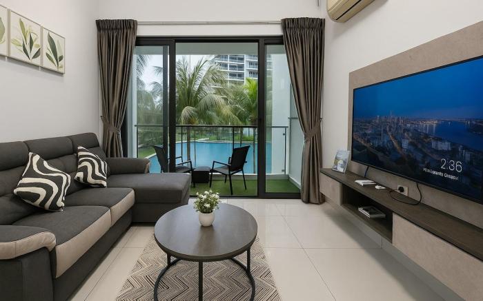 Danga Bay Relaxing Tropical Stay 2BR 4Pax Balcony