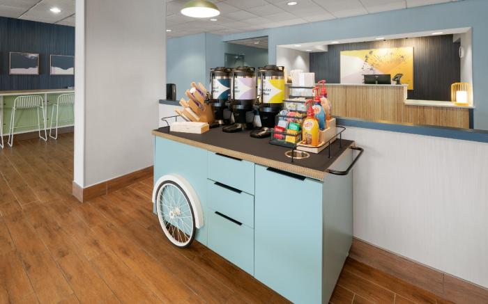 Spark by Hilton Decatur