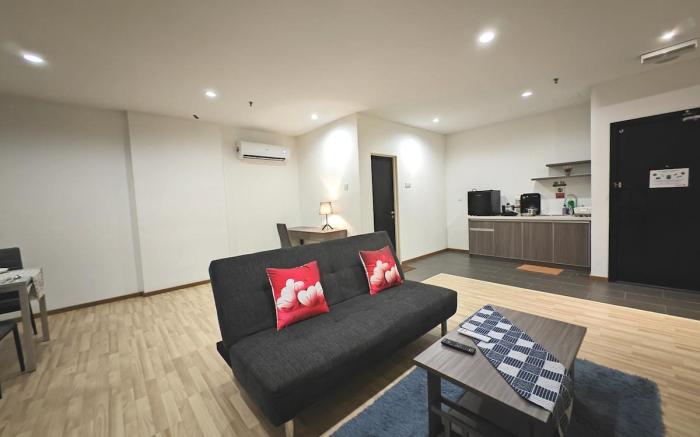 Metra Home 3-5pax MITC Ayer Keroh