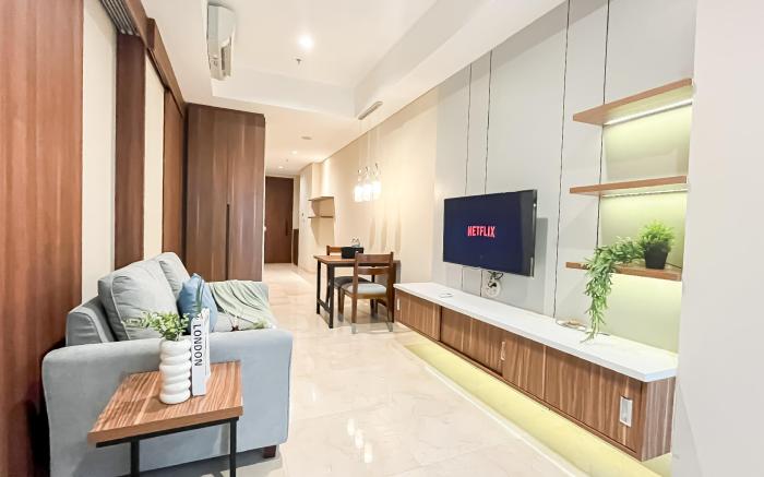 Modern Big 1BR Apt Branz Simatupang By Travelio