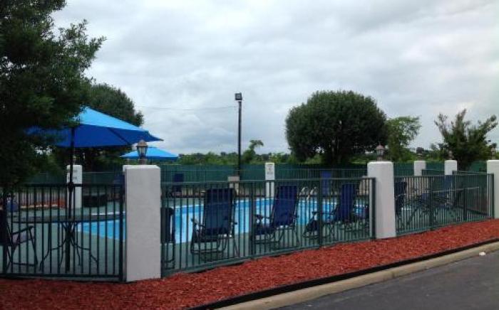 Hallmarc Inn & Suites of West Memphis