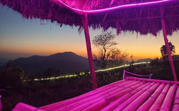 King's Paradise Resort by RIHS  Kanatal