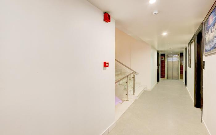 Super Townhouse Oak New Delhi Central Railway Junction Formerly Uppal International