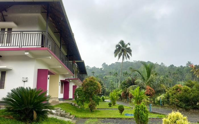 Karlad Lake Palace Waterfront Resort