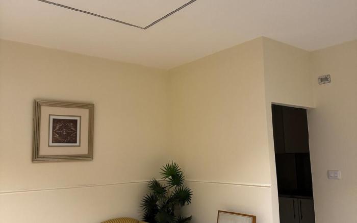 Apartment on Jordan Street, Abdali