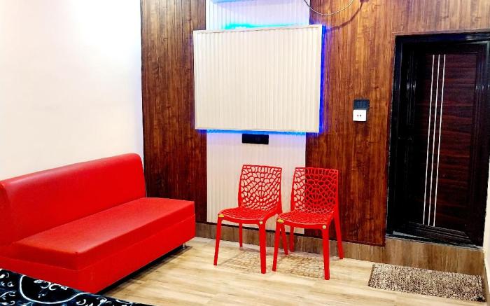 NEIL & NIAL Home Stay 