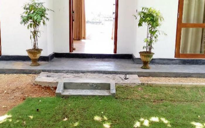 Crush River Villa Hikkaduwa