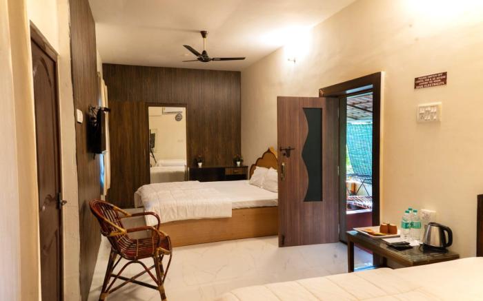 The Whistling Pine Woods 