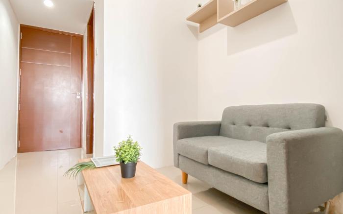 1BR at Vittoria near Daan Mogot Mall By Travelio