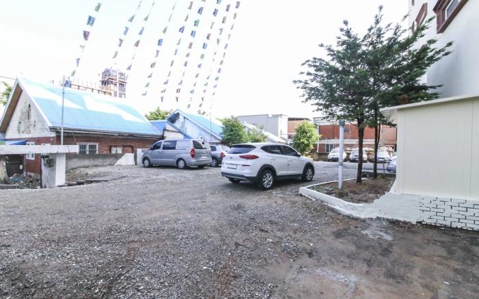 Cheonan Ikkeulim Abichon Annex Building