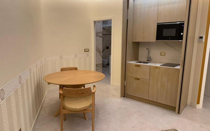 Duomo Luca Stay Versace Luxury Suite