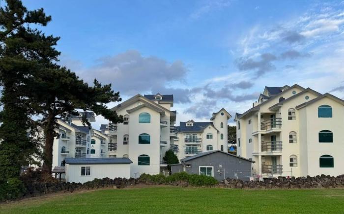 Jeju Amasville Resort