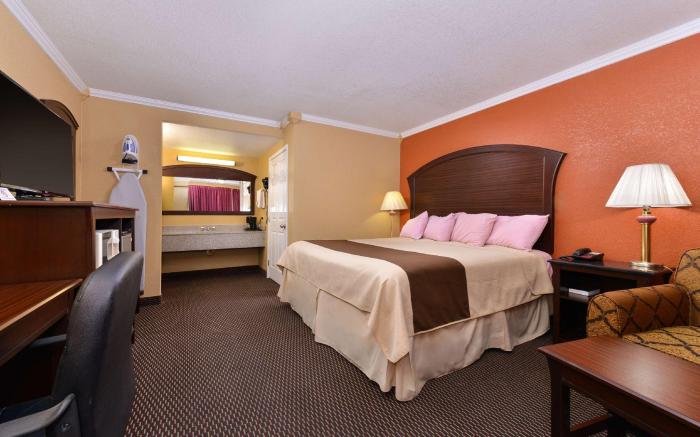 Americas Best Value Inn Schulenburg