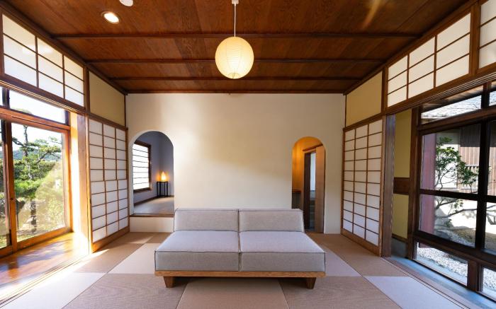 Oyashiki Stay Ko, Experience island life.