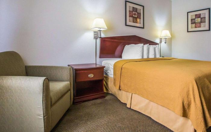 Quality Inn Peru near Starved Rock State Park