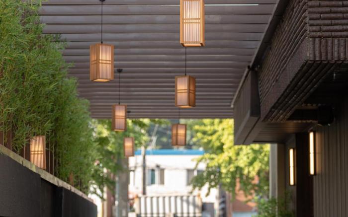 Brick Ryokan, RenNoya