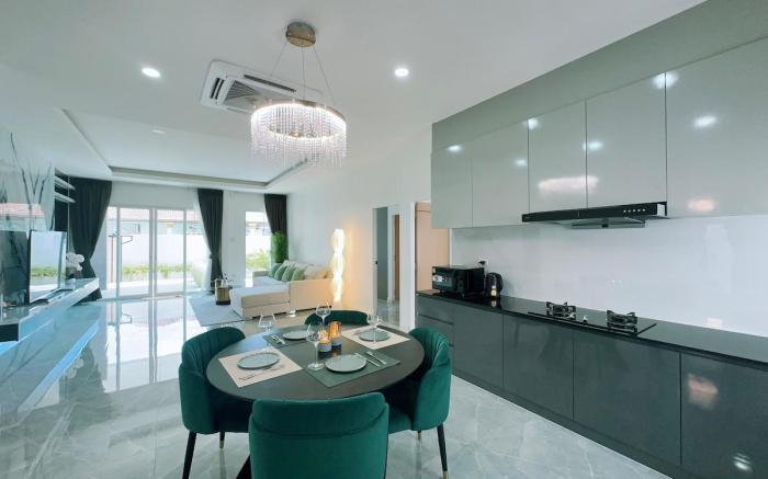 E私享4卧4卫高端度假泳池民宿/宽敞占地380平方/离中天海滩、夜市近/生活便利/小区免费停车可烧烤