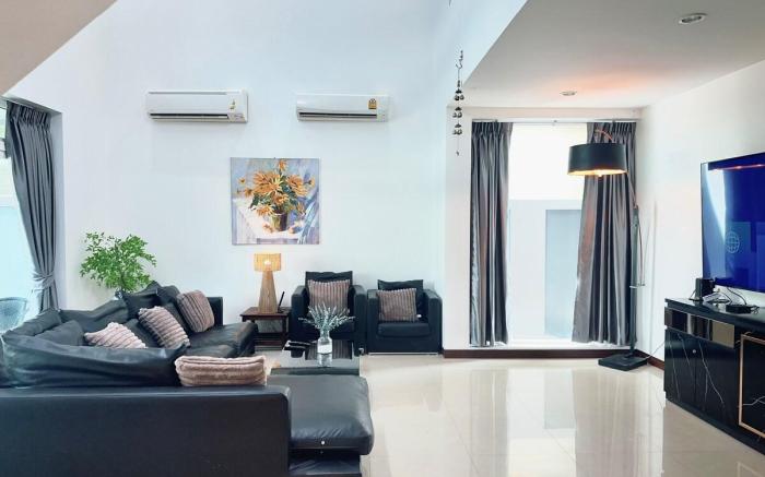 Tropicana Pool garden Villa/私享4卧5卫泳池别墅/离中天海滩夜市700米