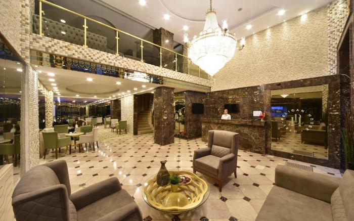 Pelican House Hotel