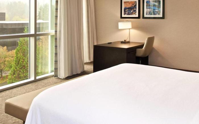 Embassy Suites by Hilton Seattle Bellevue