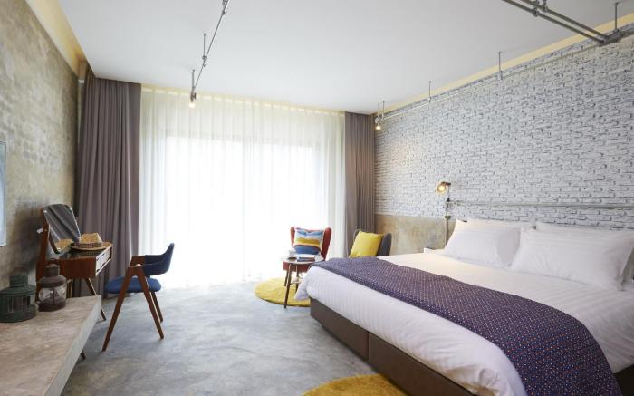 The Restro Hotel