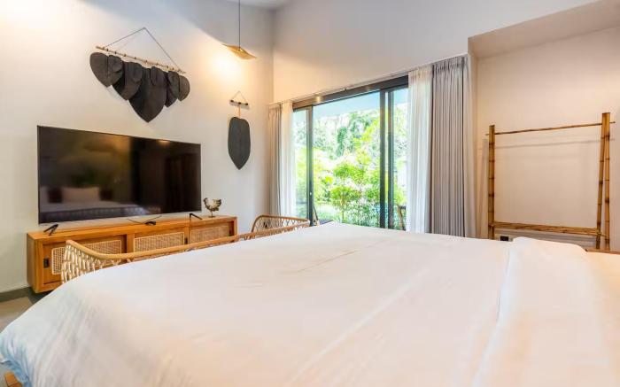 Chakola- Ubud Green Haven – 3BR Villa with Gazebo