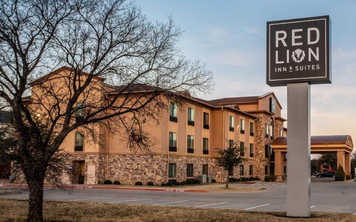 Red Lion Inn and Suites Mineral Wells