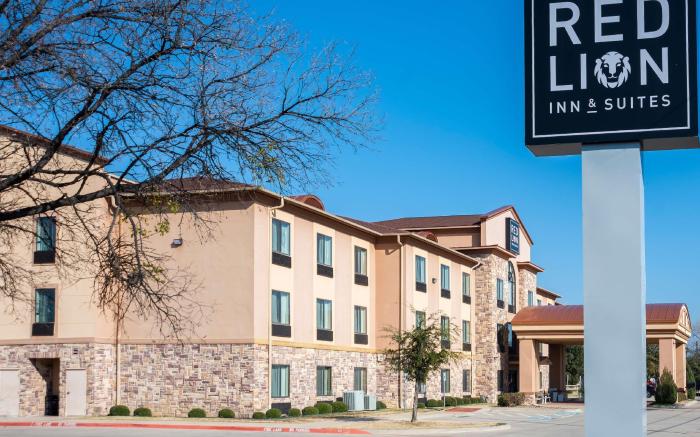 Red Lion Inn and Suites Mineral Wells