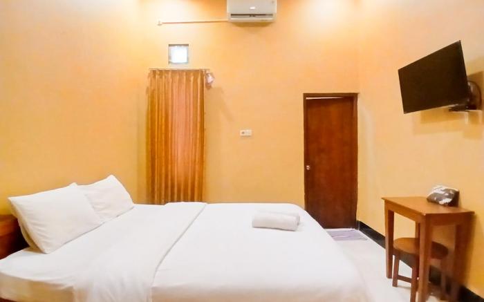 Cendana Loekito Homestay Mandala Krida RedPartner