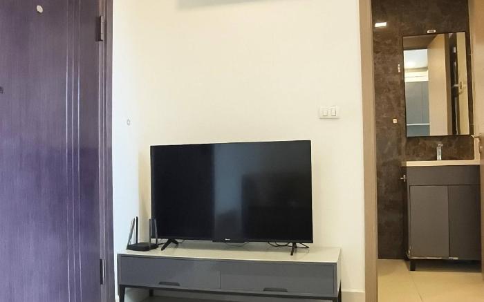 Luxurious Pattaya Apartment with Pool Access