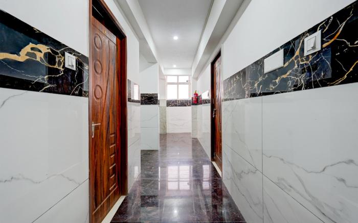 Collection O Karumariamman Temple Thiruverkadu Formerly Sridevi Residency