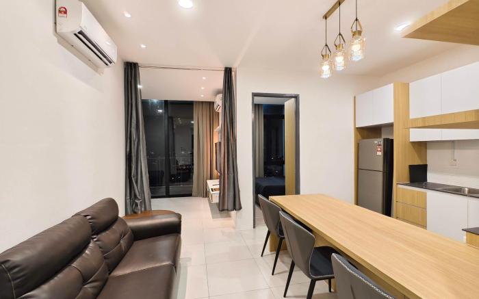 The Podium Family Unit E81