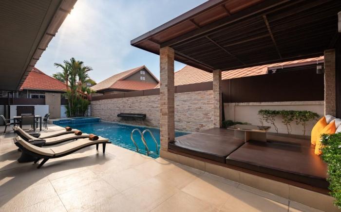 The Ville Pool Villa 4BR/Karaoke