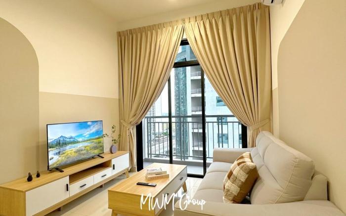 Meldrum Height | Urban Joy Walkable to CIQ