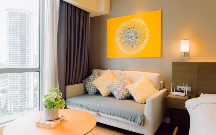 Rockwell River View Stay + Parking