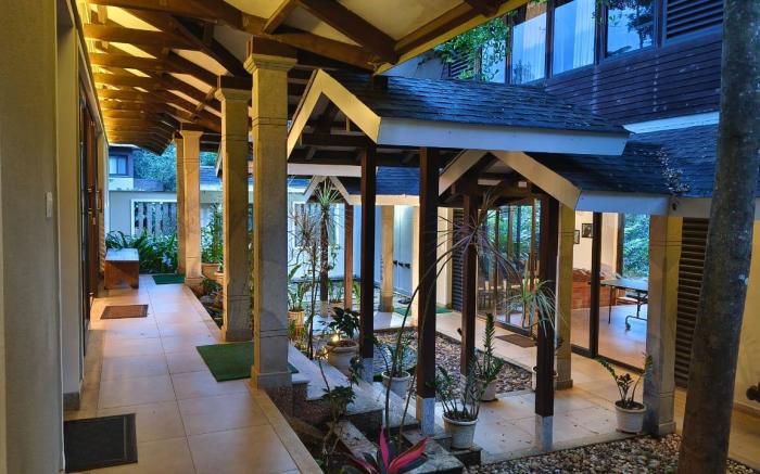 Cascade Villa by Z Vacations