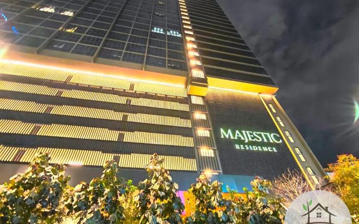 Deluxe Family Suite Majestic Residence by Casa