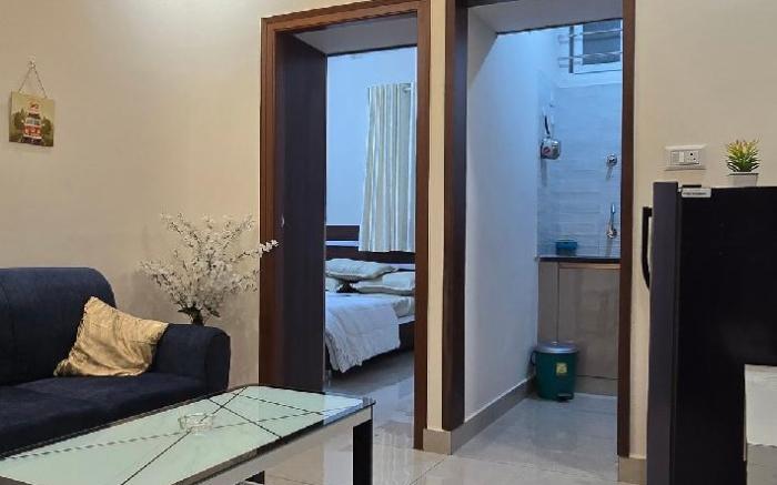 Cozy & Luxurious 1 bhk with balcony 603