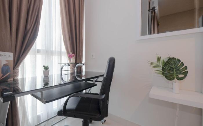 Modern Studio at Ciputra World 2 By Travelio