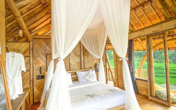 Nirwana Bamboo Villa North Bali Sambangan