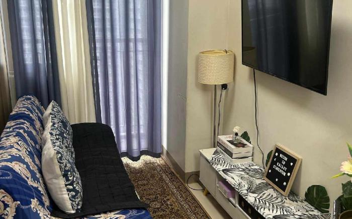 Condo near MOA, World Trade Center,PICC, Star City