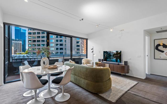 Chic Inner-City Stay with Balcony