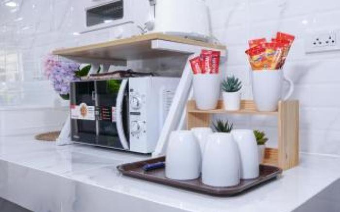 Gam-Hom Hostel เจริญนคร 305